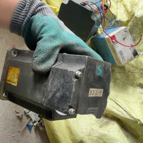 议价Mitsubishi Servo Motor HcKfs73 750W 3Ac 103V Input适用