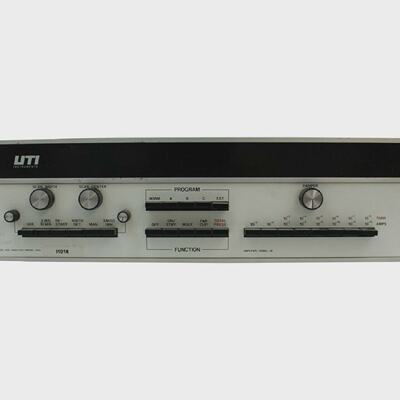 UTI INSTRUMENT PRECESION GAS ANALYZER 100C02 CONTROL UNIT 05