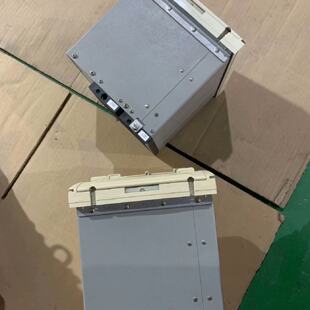 询-P220C00M11100MiCOM控制器的实物图