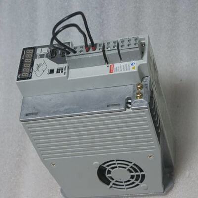 二手RS自动CSD515BX1交流服务器驱动器1件