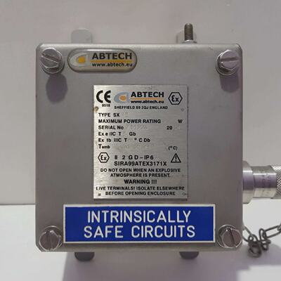 ABTECH Tipo SX 45 Intrinsically Seguro Recinto SIRA99ATEX317