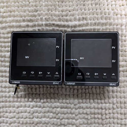 【询价】，E5AC-QⅩ3ASM-800，智能温控器，功能正常