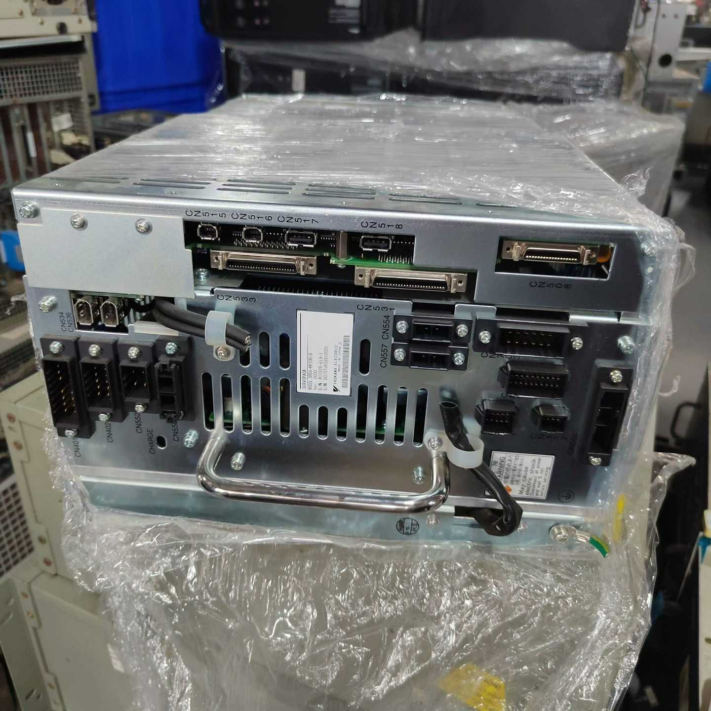 安川伺服驱动器SRDA-HP20D-B原装正品外观成--议价商品