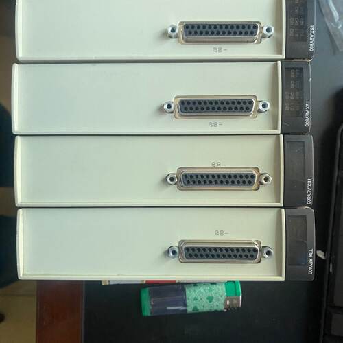 议价Tsxaey800. Functions Normally. There Are 10 Of Them If Y
