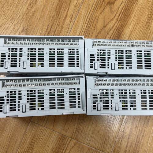 议价Mitsubishi Fx5s60MrEs Has Been Simply Powered On For Tes