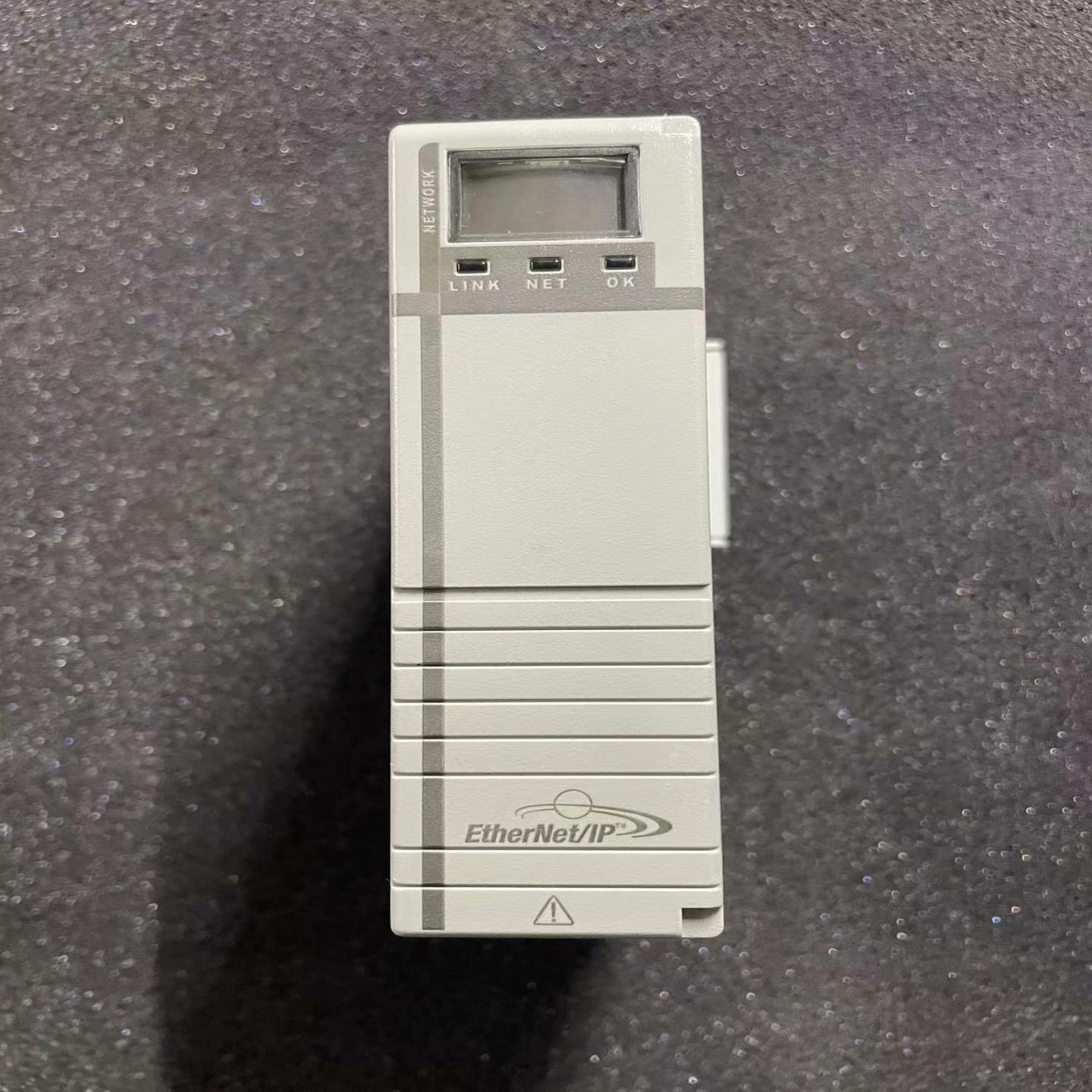 AB罗克韦尔1768-ENBT，功能包好，成色如图所示，需要【鑫鑫商