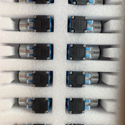 全新keyto垦拓耐腐蚀隔膜泵，型号7121-31-ELAC—议价