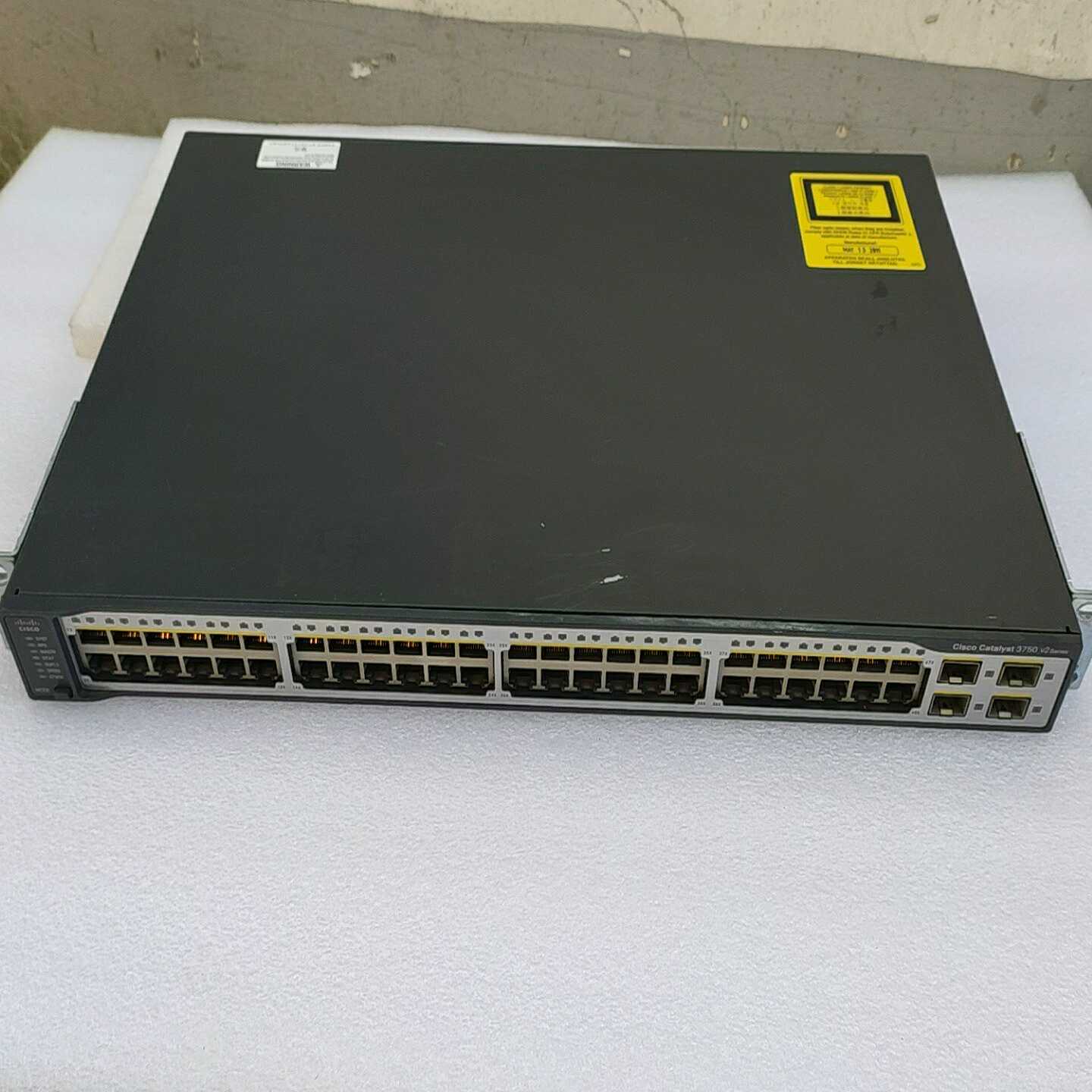 思科WS-C3750V2-48TS-S48口百兆4光口--议价商品