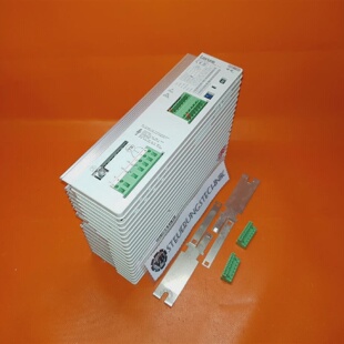 Lenze EVF8203E  33.8203E.2A.11 ID 00384005  Frequenzumrichte