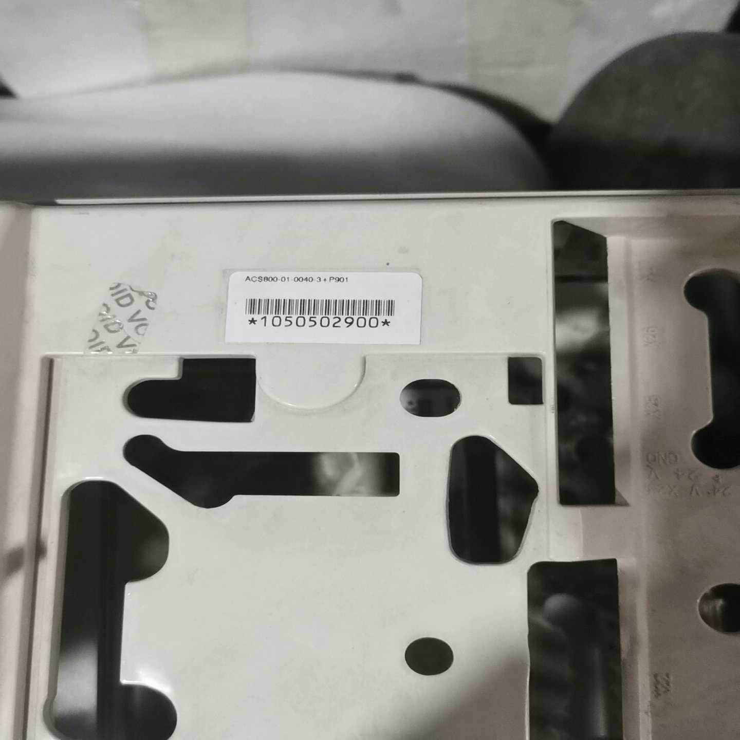 ABB变频器ACS800-01-0040-3P901面(亚飞商行）