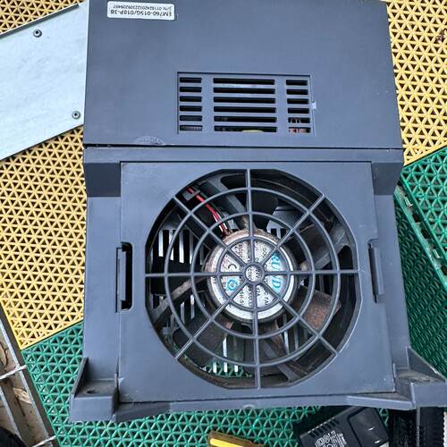 议价Sinee Inverter Em760015G018P3B适用