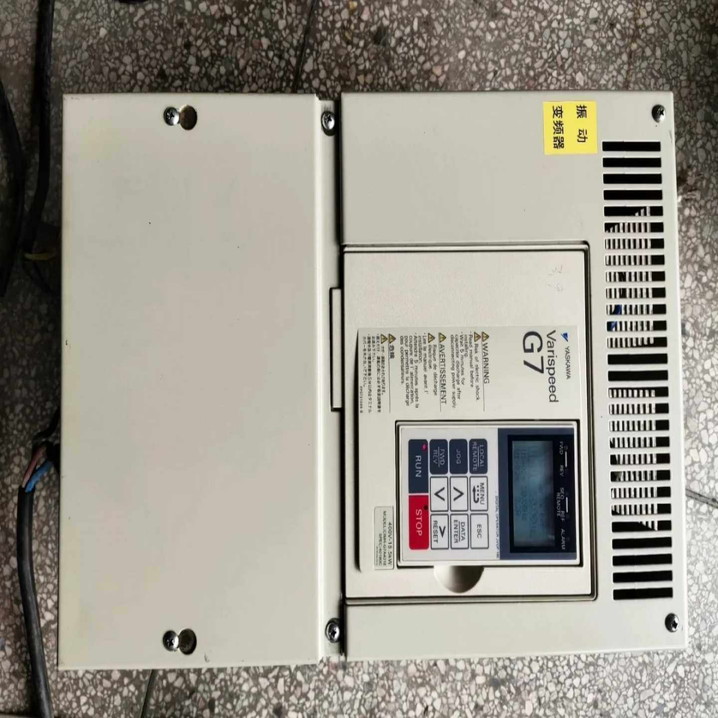 安川变频器18.5KW，安川G7A4018，成色新，便宜询价