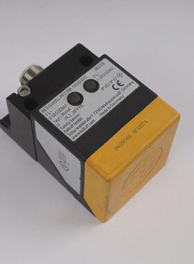 USED BALLUFF  BES Q40ZUPFC15BS04GD12 BES057A 24 MONTHS WARRA