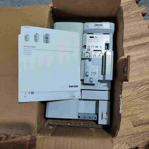 咨询-伦茨变频器I51AE275F10V10000S，实物图
