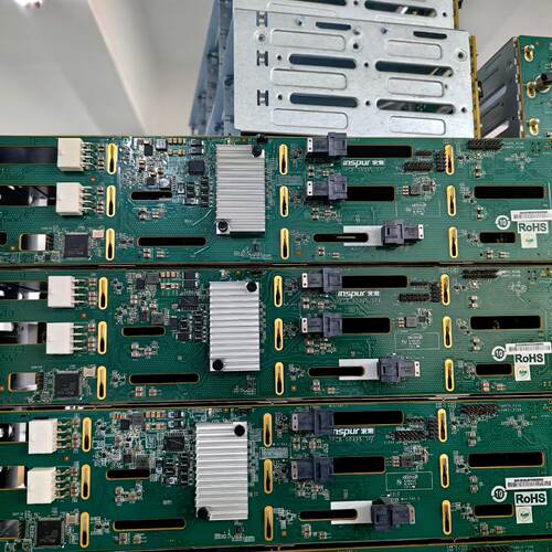 浪潮SA5212M4硬盘背板YPCB003951P4-议价