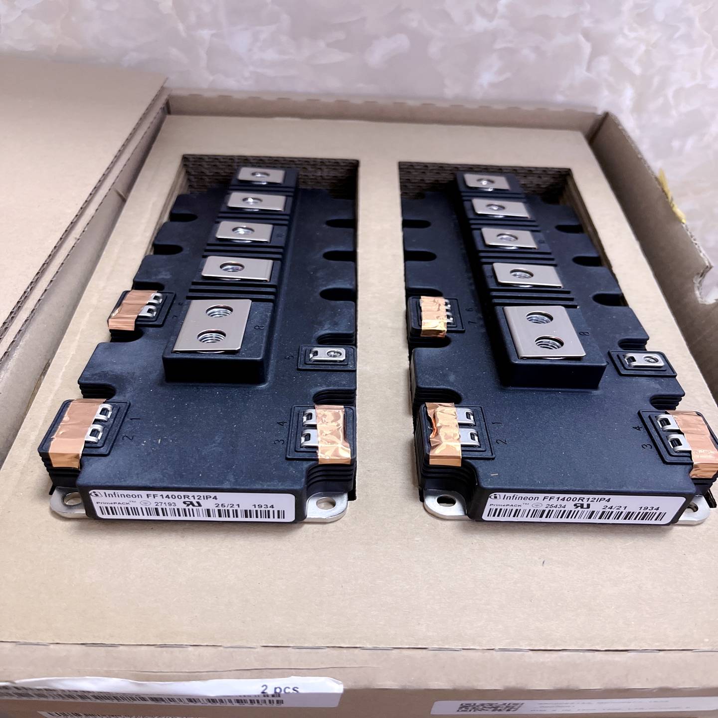 FF1400R12IP4英飞凌IGBT、实物图、适用