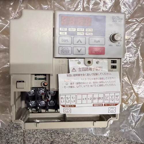 议价安川变频器CIMR-V7AT20P2 CIMR-V7AT20P4现货质保一年议价