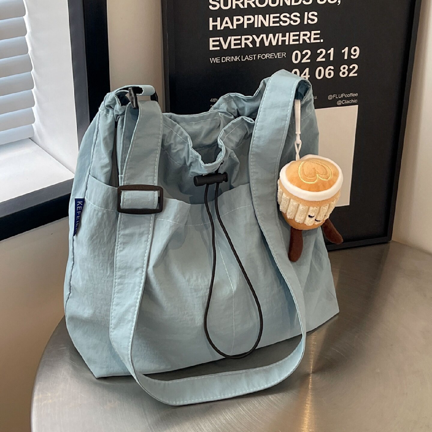 大容量帆布包包女2025新款秋冬休闲轻便单肩包上班通勤斜挎托特包