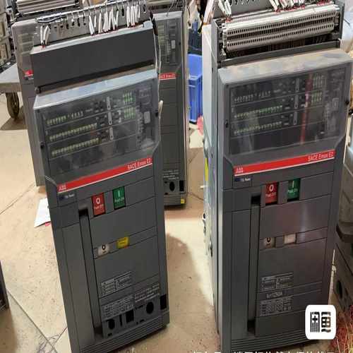 断路器E2N1250A询价