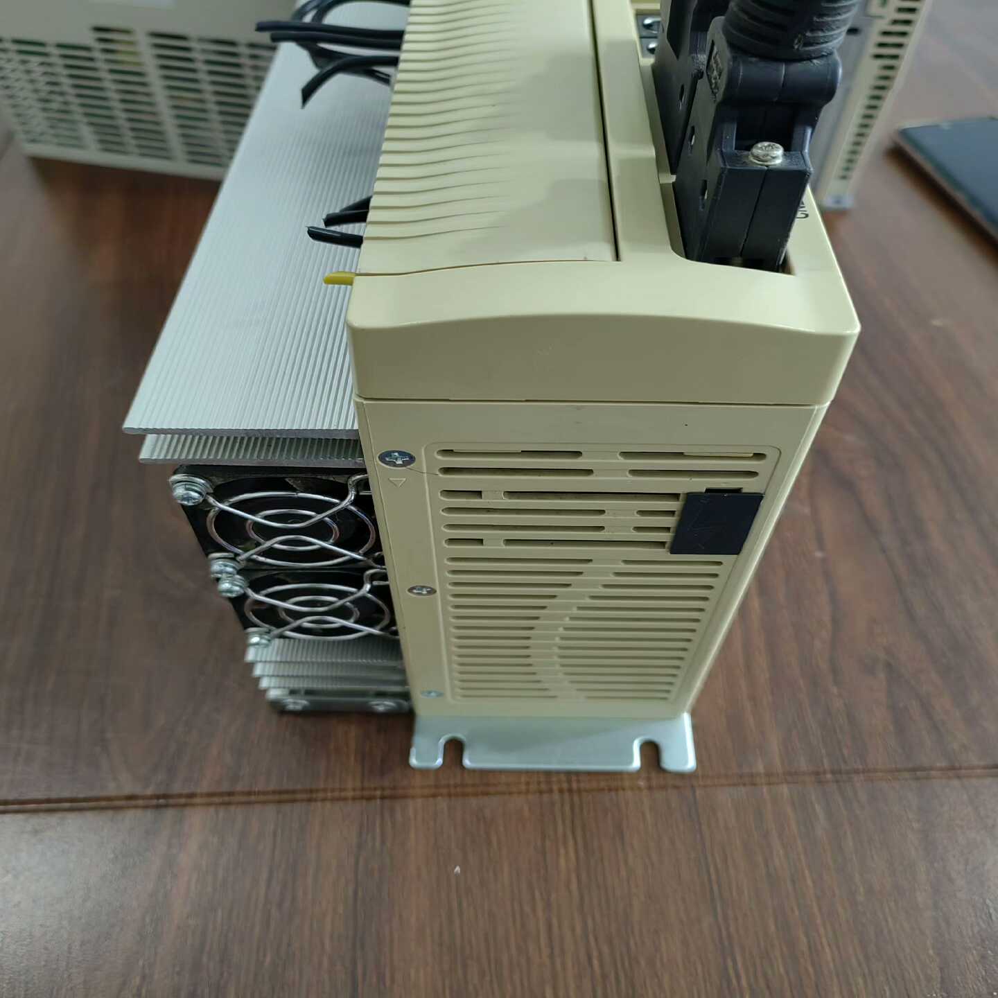 议价东元驱动器JSDA-50A3，实物图拍摄