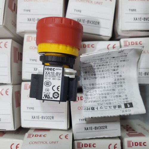 寻IIDEC和泉EMO急停按钮开关XA1EBV302R