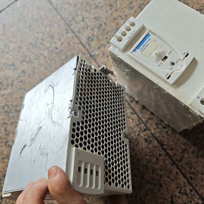 ABL8WPS24200施耐德导轨式开关电源全新没用过