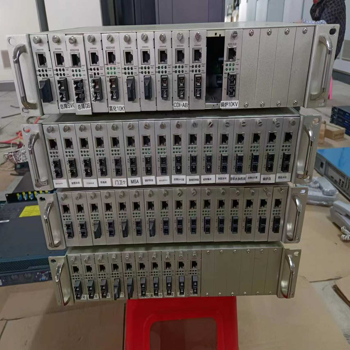 插卡式光纤收发器连带机箱,实物图片,质量保证,有看得上的老板