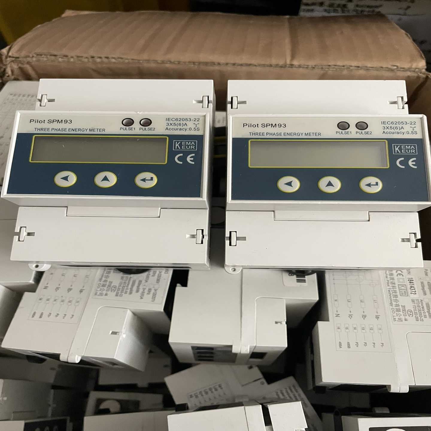 珠海派诺SPM93三相多功能电表，型号SPM93，35(6