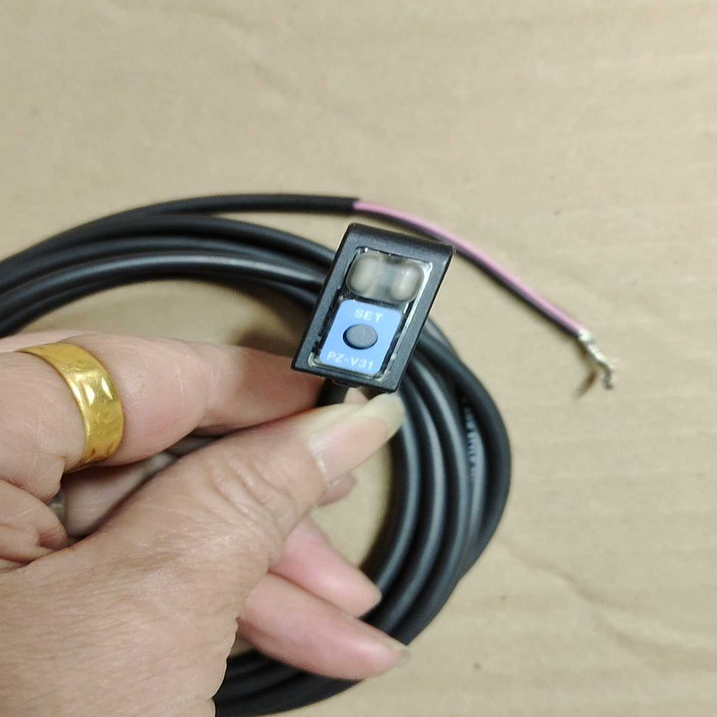 无包装基恩士PZ-V31询价