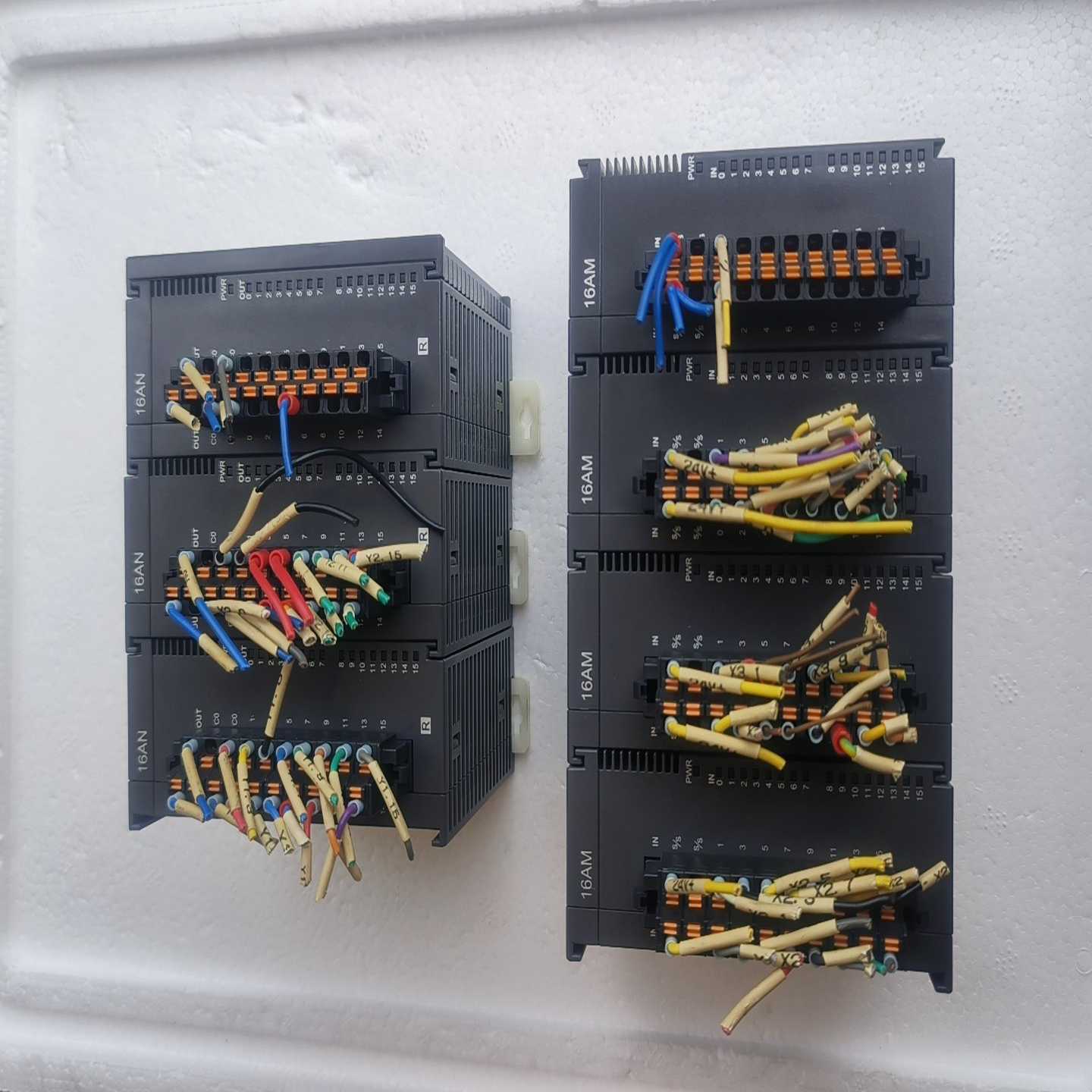 议价台达PLC模块，AS16AM10N-A有（已出）