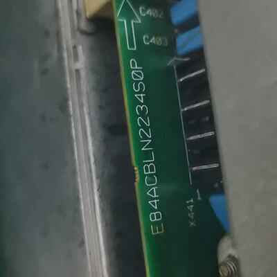 议价E84ACBLN2234S0P伦茨变频器驱动板适用