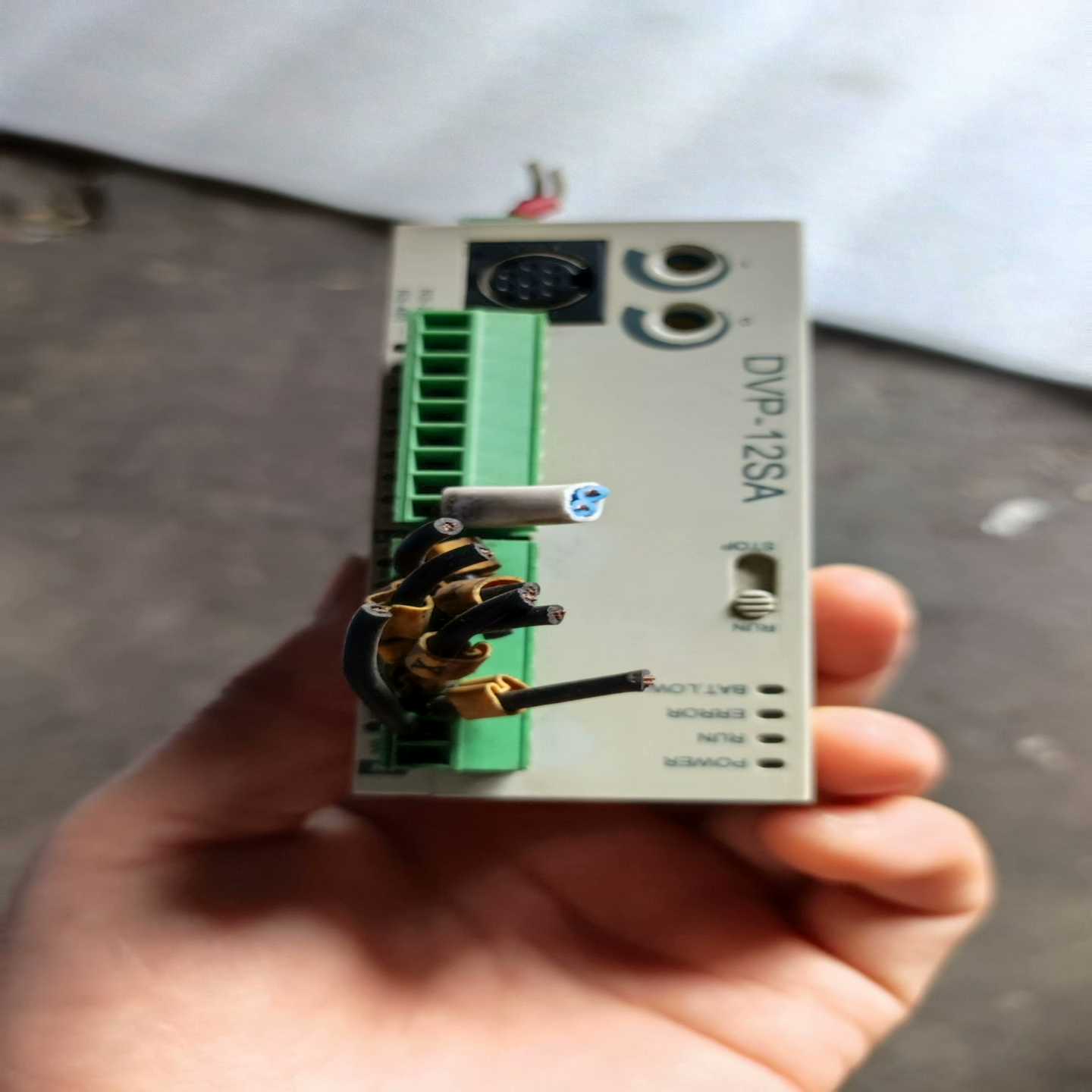 台达PLCDVP12SA11R，，实物图适用