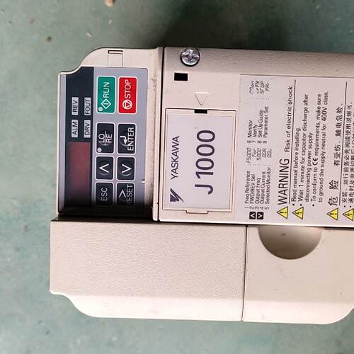 【询价】安川J1000变频器2.2KW/1.5KW适用