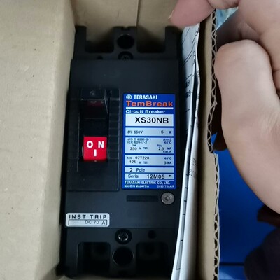 寺崎断路器空气开关XS30NB2P5AFC:1个--议价商品