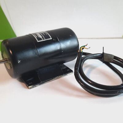 RADIOENERGIE  REO444 DINAMO TACHIMETRO