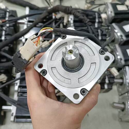 禾川750W绝对值电机:SV-X1MH075A-N2LA 功--议价商品