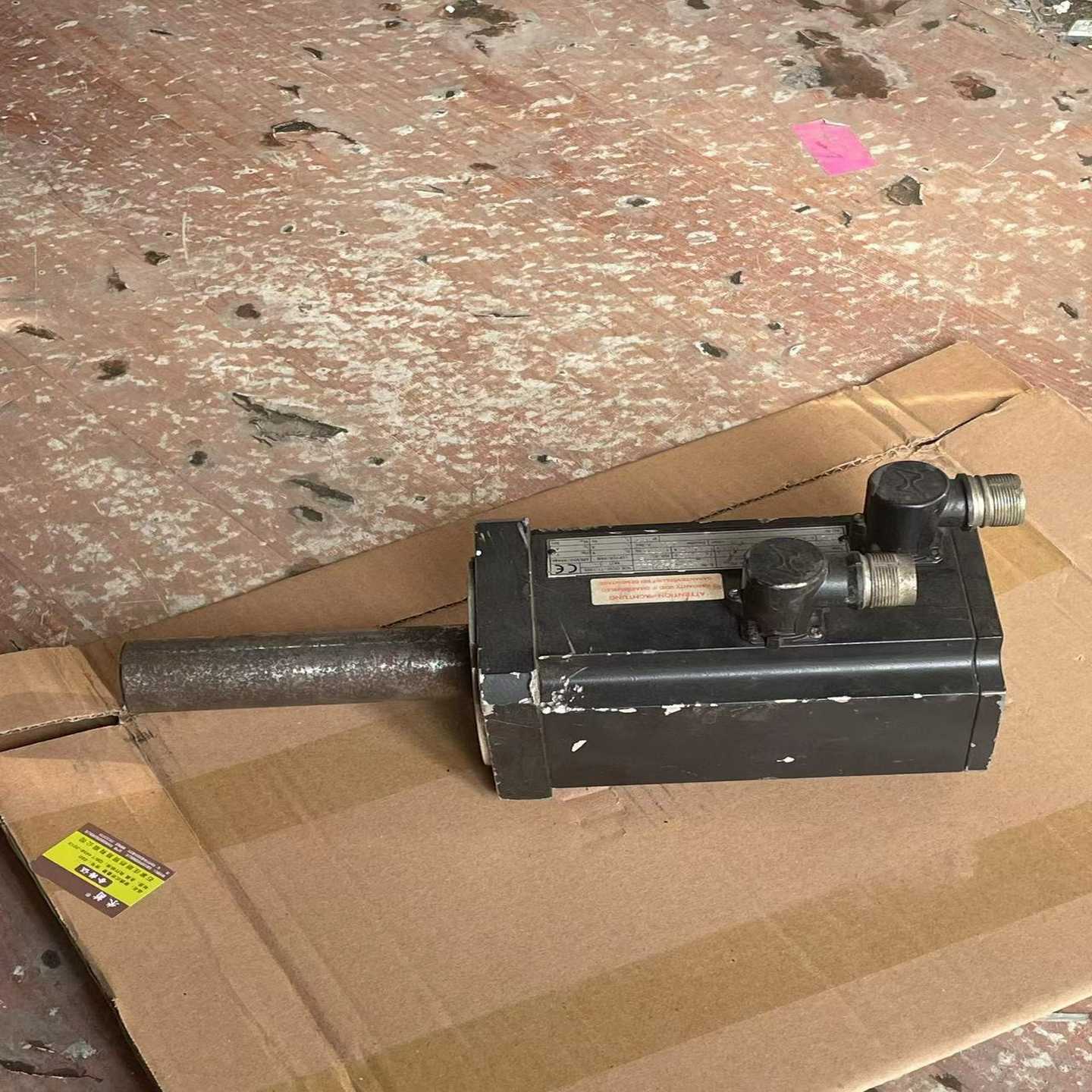 AMK伺服电机DT5-3-10-R000.8kW包询价