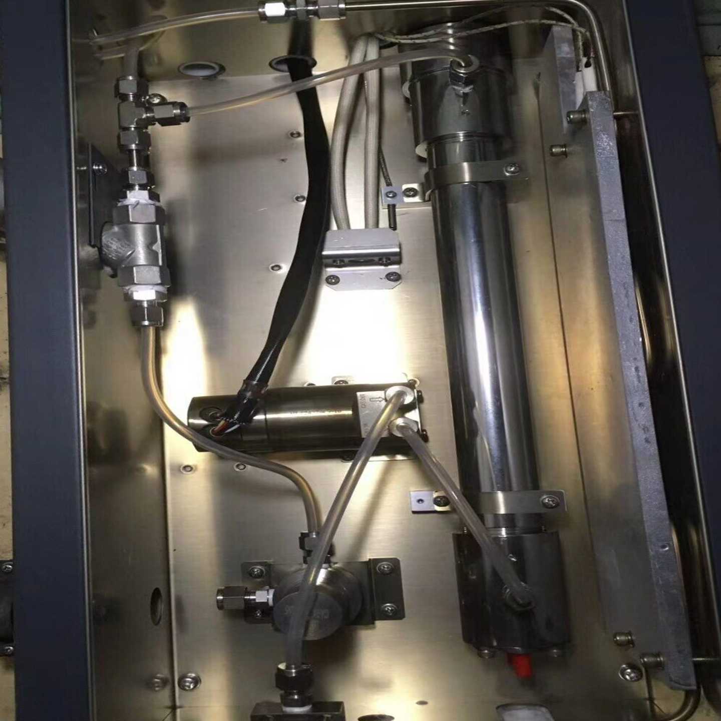 聚光科技cems-2000加热盒库存货.成色如图，运费到询价