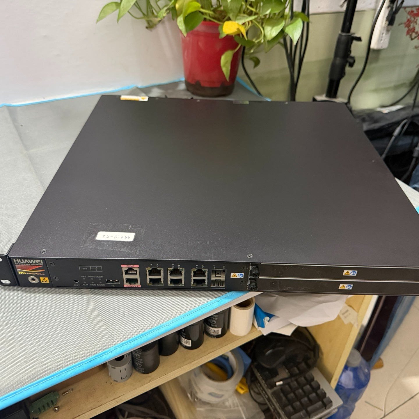 华为USG6308防火墙配置4个千兆电口2个千兆光纤口-议价