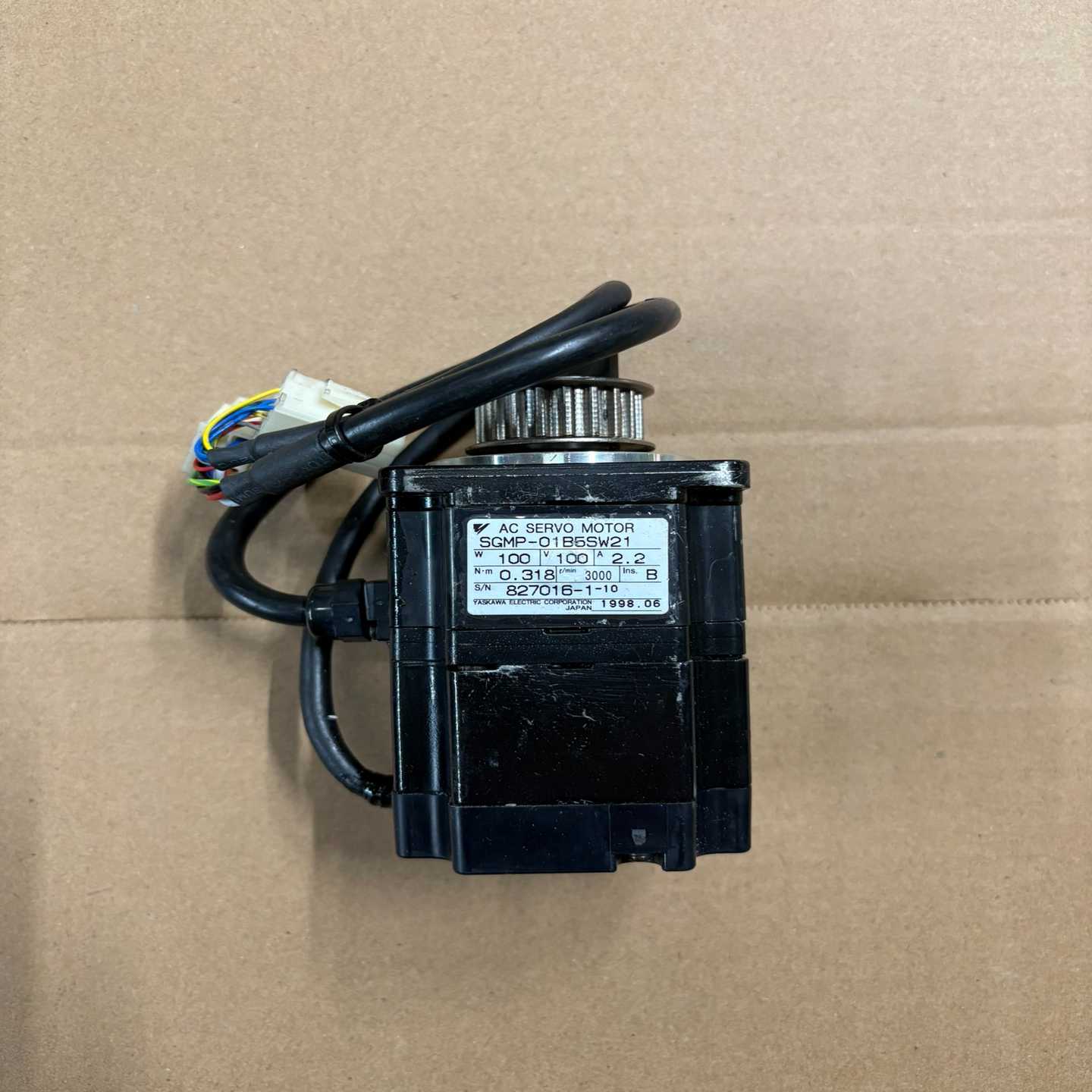 SGMP-01B5SW21安川伺服电机询价