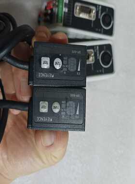 基恩士N-R2+SR-600两套，一套500，成色如图【侨报商行】