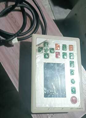 出睿达RDC644激光控制系统的操作面板，白色外壳搭配绿色按--议价