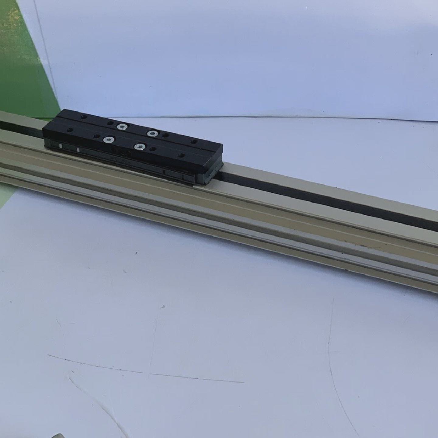 NORGREN M46025M300 azionamento lineare - 实物图