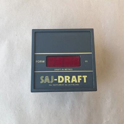 SAJ INSTRUMENT AB 31000 DISPLAY FORWARD MARINE DRAFT INDICAT