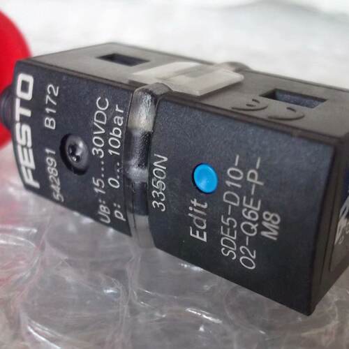 供应现货FESTO正品全新压力开关SDE5-D10-02-Q6E-P-M8 542891*
