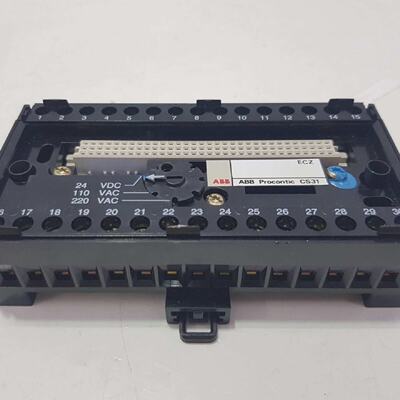 ABB PROCONTIC CS31 MOUNT BASE ECZ FPR 370000 1R 0001