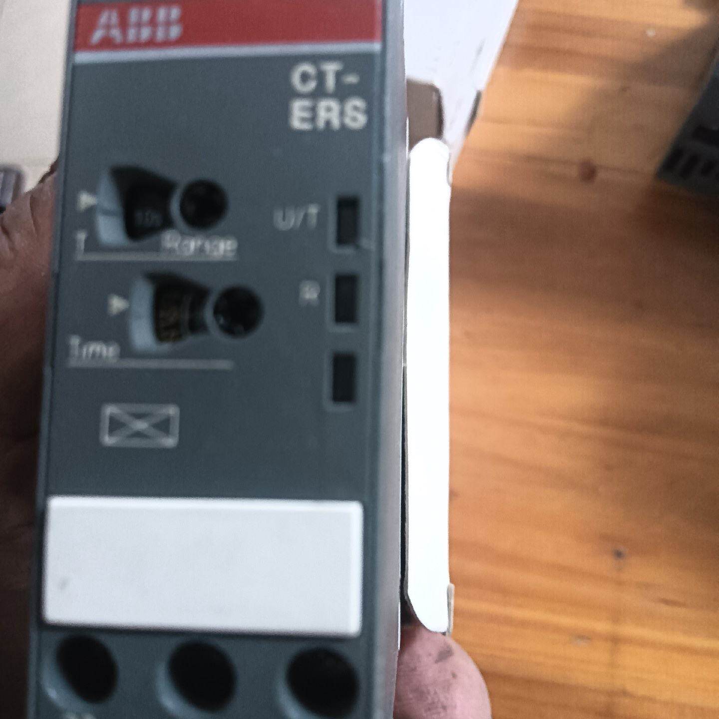 全新原装ABB延时继电器，型号：CT-ERS.22，德国制造--议价商品
