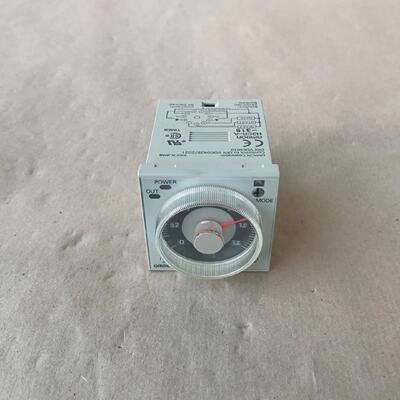 OMRON H3CRA315 MULTIFUNCTIONAL SOLIDSTATE TIMER 100240V ACDC
