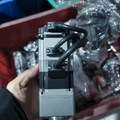 OrientalMotor东方步进电机AZM66MKPS-议价