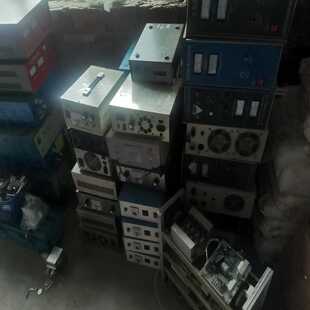 4200. 振子2000W 咨询 各种超声波机箱15k.20k